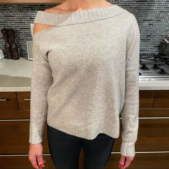 Vince cashmere sweater - Picture 6 of 7